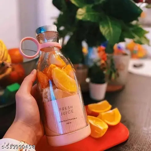 Portable Mini Juicer Blender, USB Rechargeable Fruit Maker Machine, Portable Personal Size Juicer Bottle Grinder Mixer Blender for Smoothie, Juices and Shakes (Multi)