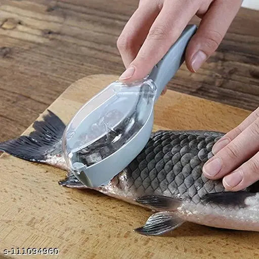 Fish Scale Plastic Scraper Fish Scaler Sawtooth Scale Descaler Scraper Cleaner Fish Scales Brush Shaver Remover Scale Knife Peeler Skin Peeler Fish Tools Kitchen Gadget-Assorted Color-Pack of 1
